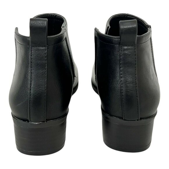 Torrid Womens Size 6.5 Wide Black Faux Leather V-Cut Ankle Boot - Picture 5 of 7